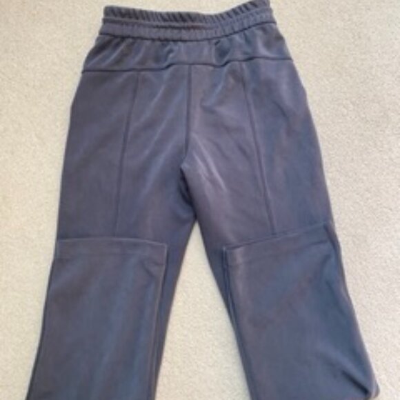 Lulumon Soft High-Rise Pant - Picture 5 of 9
